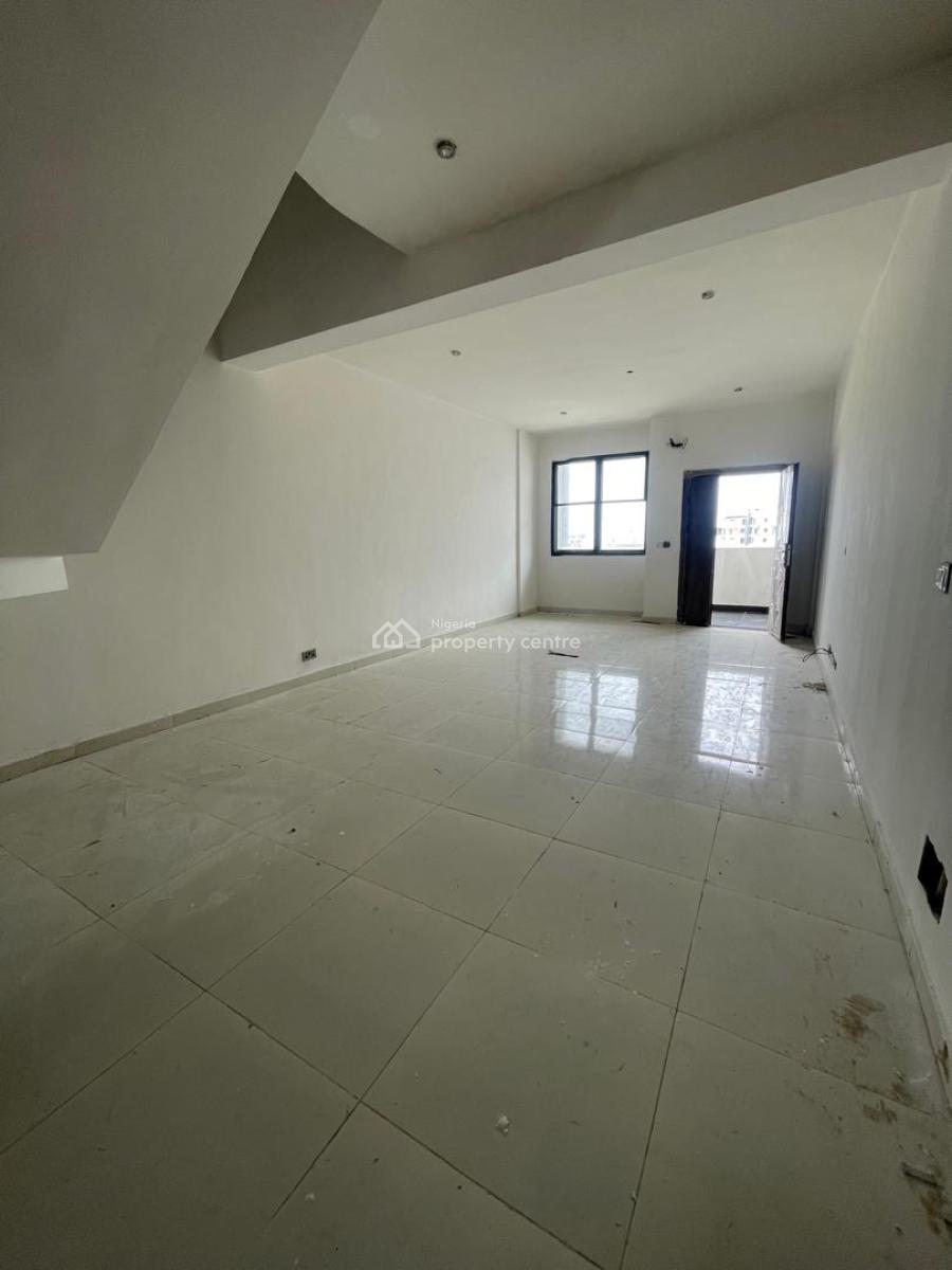 Beautiful 2 Bedroom, Off Freedom Way, Lekki Phase 1, Lekki, Lagos, Flat / Apartment for Rent