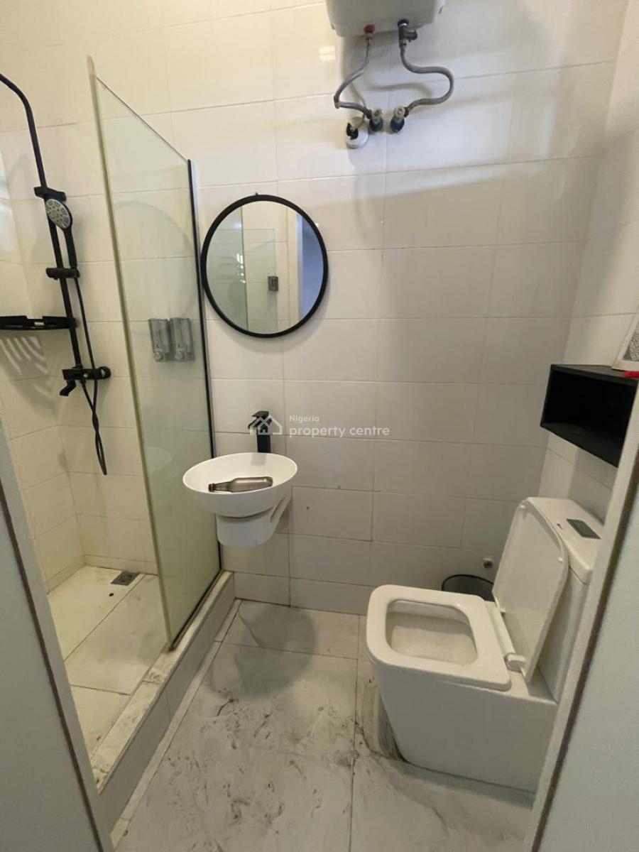 2 Bedroom with Open Rooftop, Off Admiralty Way, Lekki Phase 1, Lekki, Lagos, Flat / Apartment for Rent