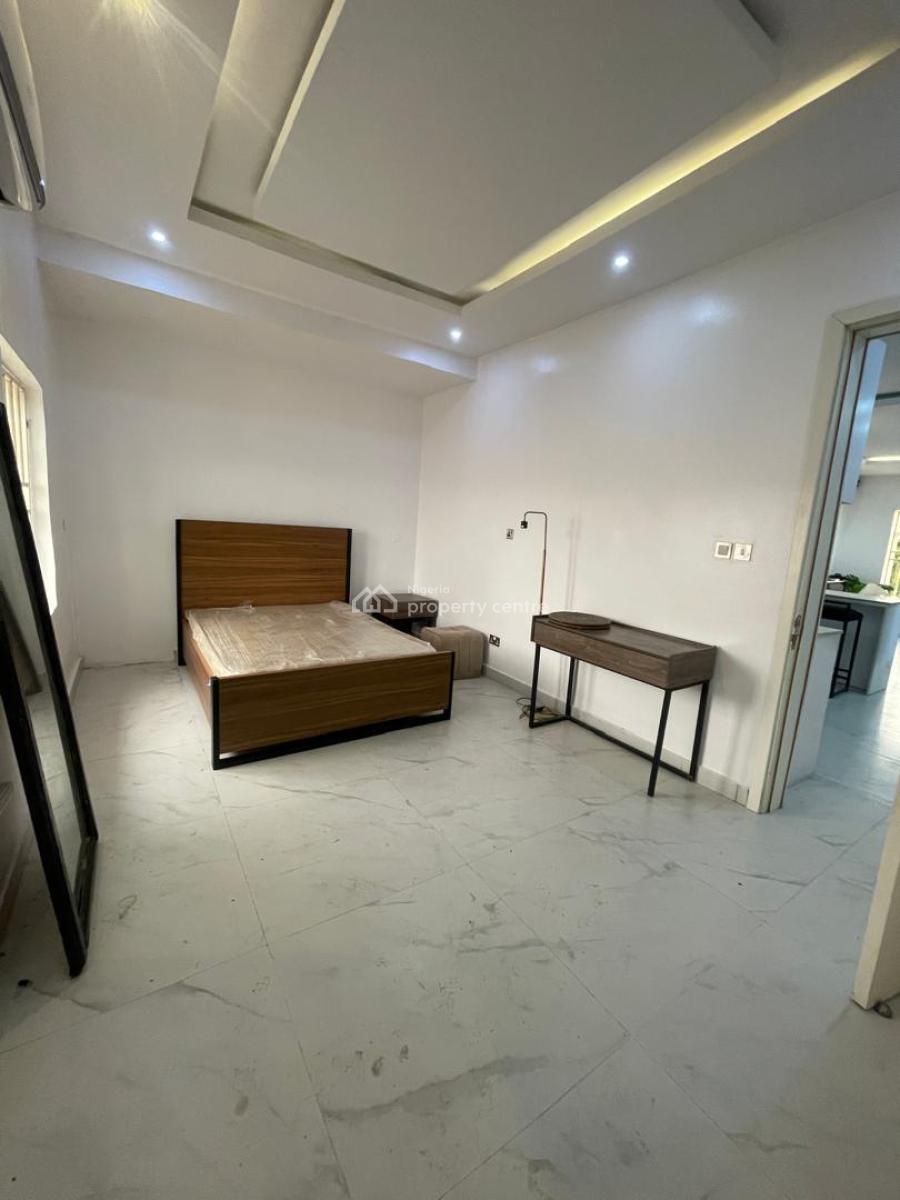2 Bedroom with Open Rooftop, Off Admiralty Way, Lekki Phase 1, Lekki, Lagos, Flat / Apartment for Rent