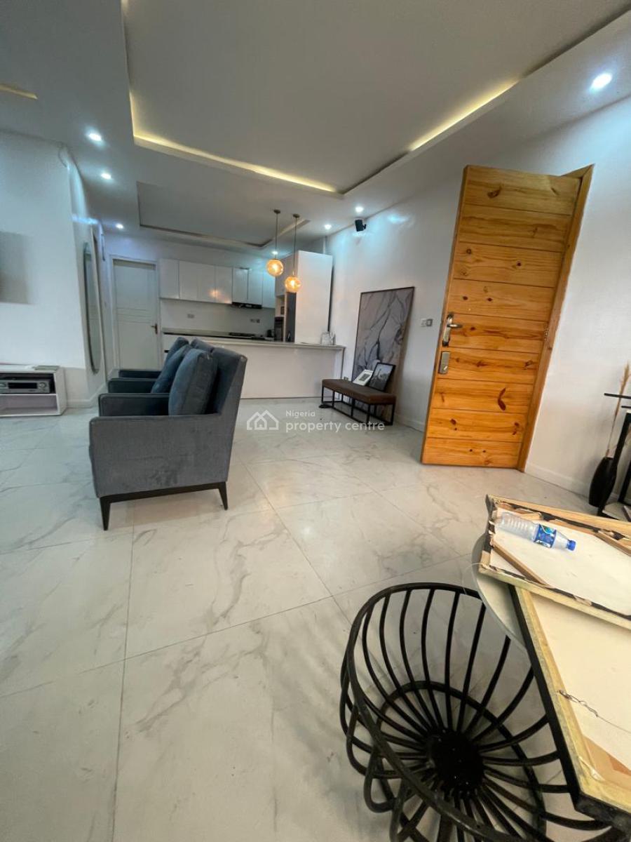 2 Bedroom with Open Rooftop, Off Admiralty Way, Lekki Phase 1, Lekki, Lagos, Flat / Apartment for Rent