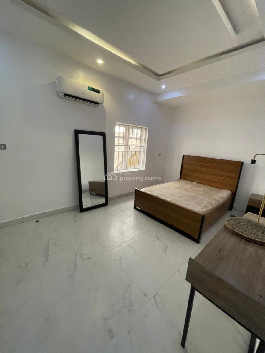 2 Bedroom with Open Rooftop, Off Admiralty Way, Lekki Phase 1, Lekki, Lagos, Flat / Apartment for Rent