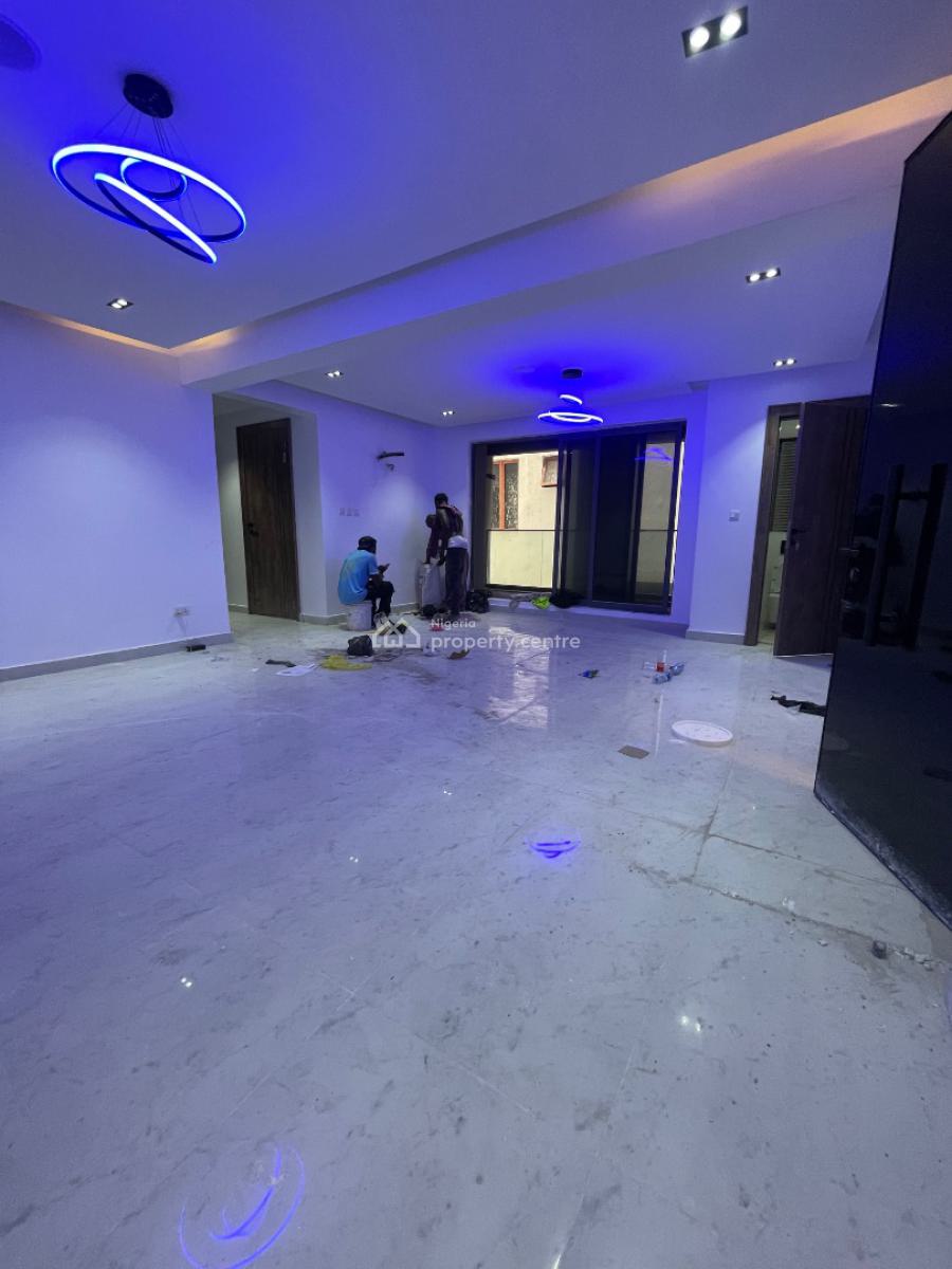 Nicely Finish 2 Bedroom, Main Ikate, Lekki Phase 1, Lekki, Lagos, Flat / Apartment for Sale