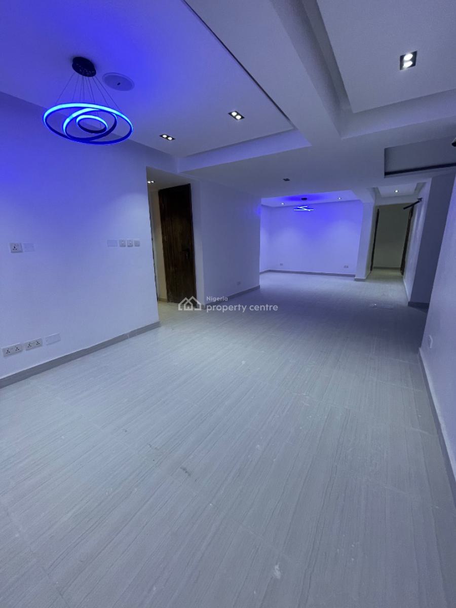 Nicely Finish 2 Bedroom, Main Ikate, Lekki Phase 1, Lekki, Lagos, Flat / Apartment for Sale