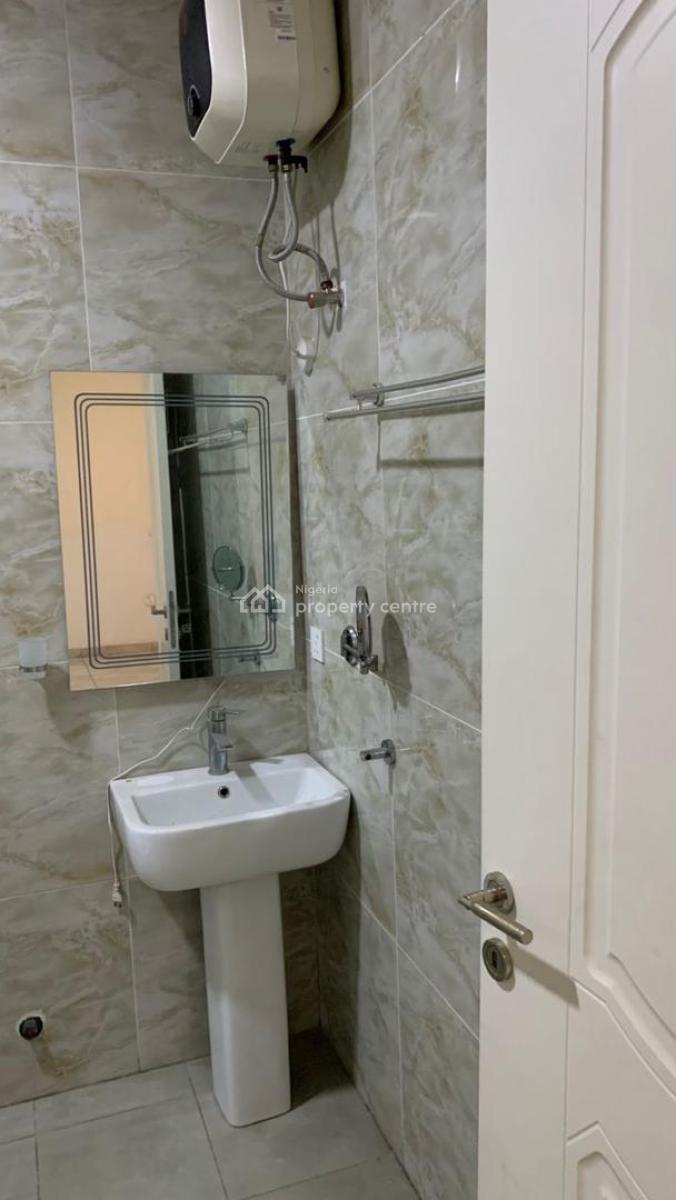Neat 4 Bedroom Terrace Duplex, Lekki Phase 1, Lekki, Lagos, Terraced Duplex for Rent