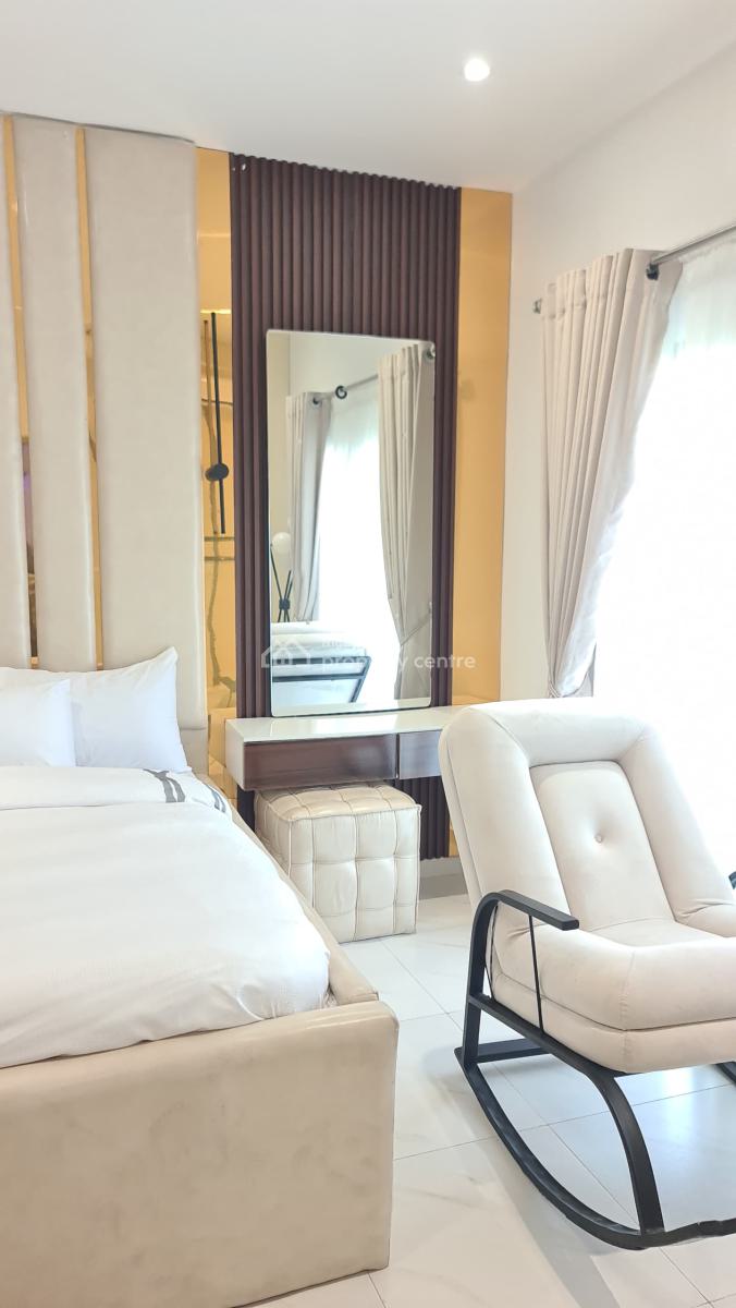 Luxurious 2bedroom Home, Adeniyi Jones, Ikeja, Lagos, Flat / Apartment Short Let