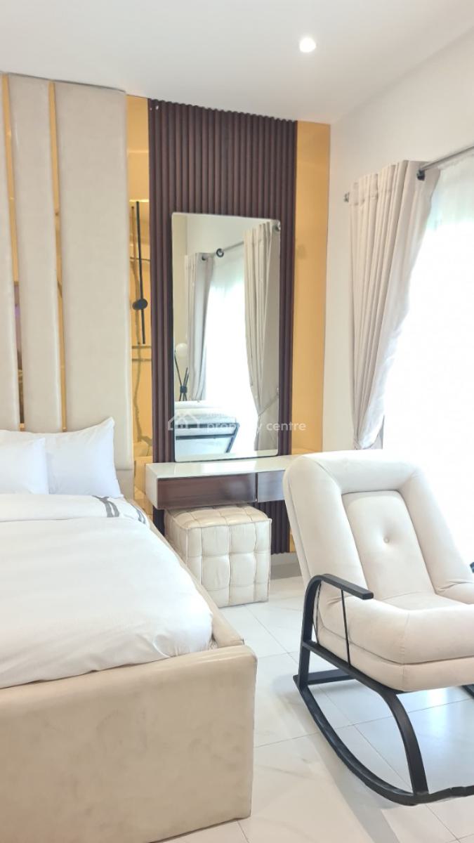 Luxurious 2bedroom Home, Adeniyi Jones, Ikeja, Lagos, Flat / Apartment Short Let