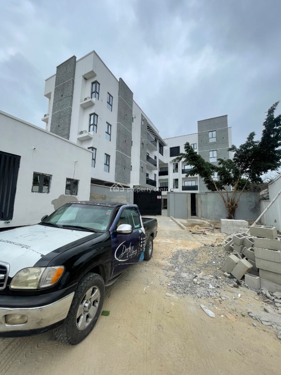 Newly Built 2 Bedroom with Swimming Pool, Off Admiralty Way, Lekki Phase 1, Lekki, Lagos, Flat / Apartment for Rent
