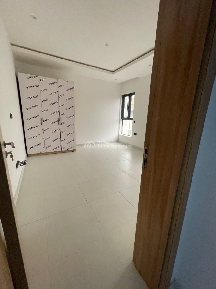 Newly Built 2 Bedroom with Swimming Pool, Off Admiralty Way, Lekki Phase 1, Lekki, Lagos, Flat / Apartment for Rent