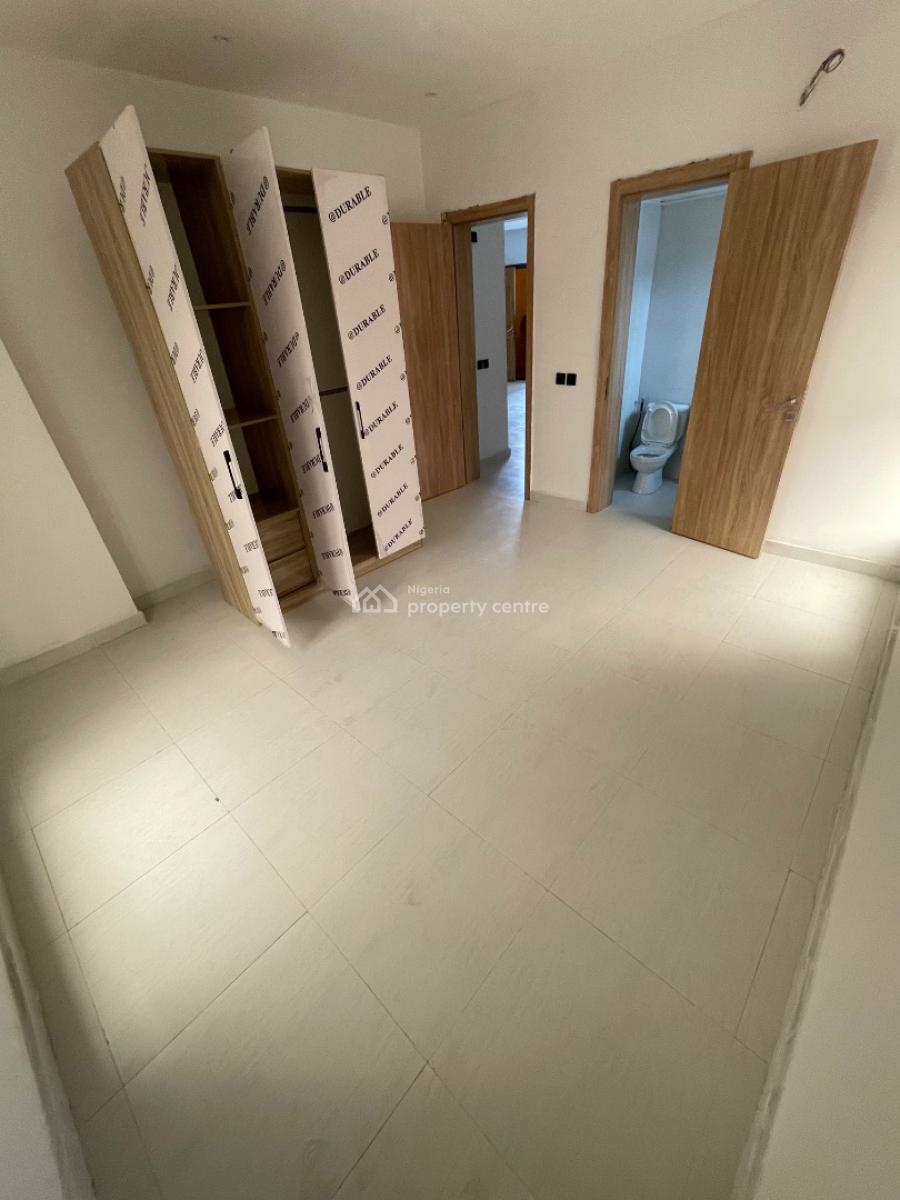 Newly Built 2 Bedroom with Swimming Pool, Off Admiralty Way, Lekki Phase 1, Lekki, Lagos, Flat / Apartment for Rent
