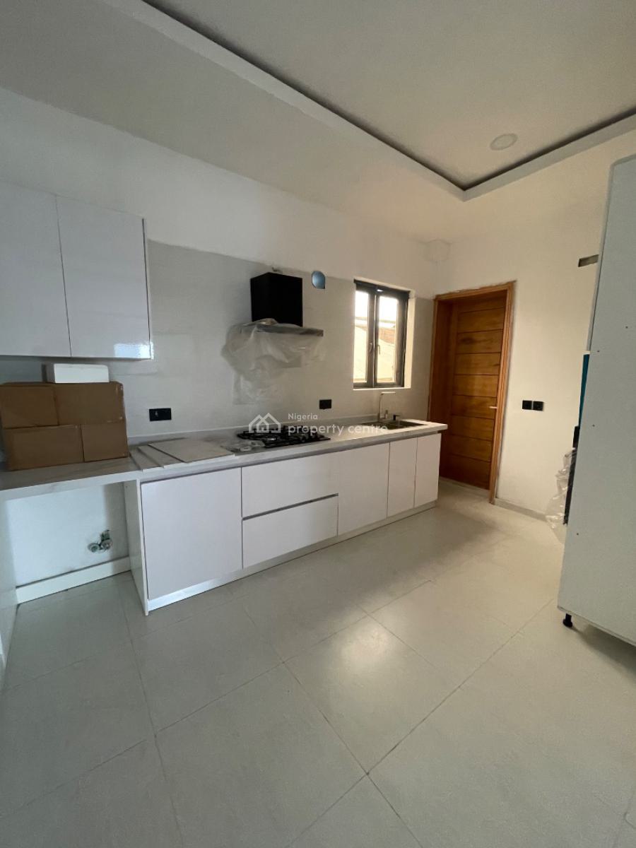 Newly Built 2 Bedroom with Swimming Pool, Off Admiralty Way, Lekki Phase 1, Lekki, Lagos, Flat / Apartment for Rent