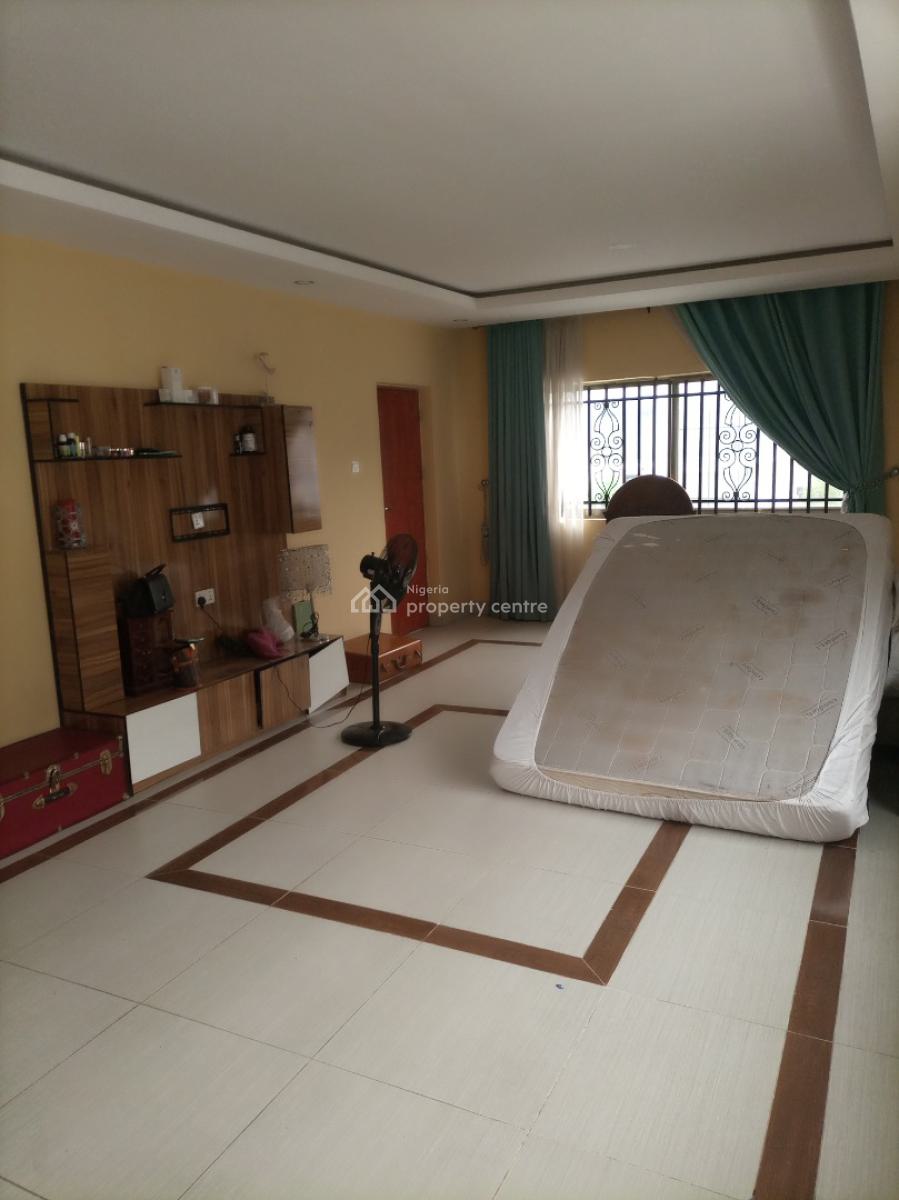 Partly Furnished & Spacious Masters Bedroom - Video Available, Royal Garden City Estate,ajiwe, Ajah, Lagos, Self Contain (single Rooms) for Rent