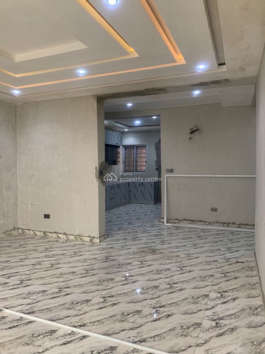 Serviced 3 Bedroom Penthouse Apartment with Bq, Off Admiralty Way, Lekki Phase 1, Lekki, Lagos, Self Contain (single Rooms) for Rent