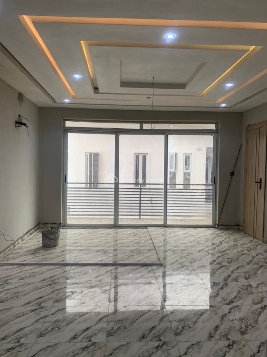Serviced 3 Bedroom Penthouse Apartment with Bq, Off Admiralty Way, Lekki Phase 1, Lekki, Lagos, Self Contain (single Rooms) for Rent