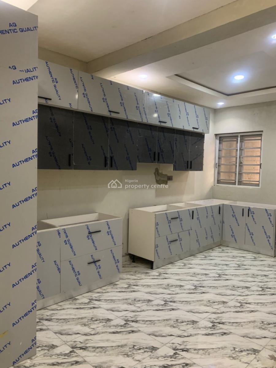 Serviced 3 Bedroom Penthouse Apartment with Bq, Off Admiralty Way, Lekki Phase 1, Lekki, Lagos, Self Contain (single Rooms) for Rent