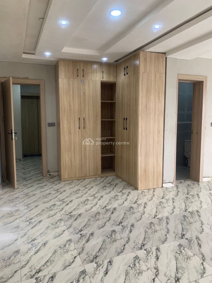 Serviced 3 Bedroom Penthouse Apartment with Bq, Off Admiralty Way, Lekki Phase 1, Lekki, Lagos, Self Contain (single Rooms) for Rent