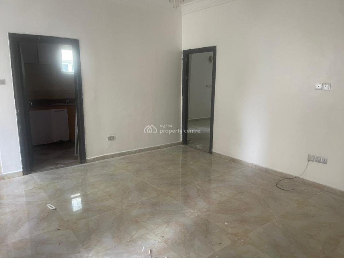 Lovely 2 Bedroom Apartment, Eleganza Gardens Opposite Vgc, Lekki, Lagos, Flat / Apartment for Rent