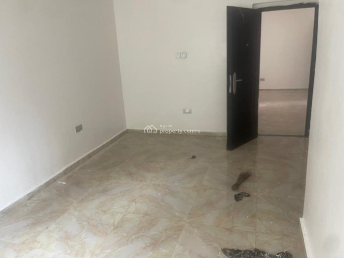 Lovely 2 Bedroom Apartment, Eleganza Gardens Opposite Vgc, Lekki, Lagos, Flat / Apartment for Rent