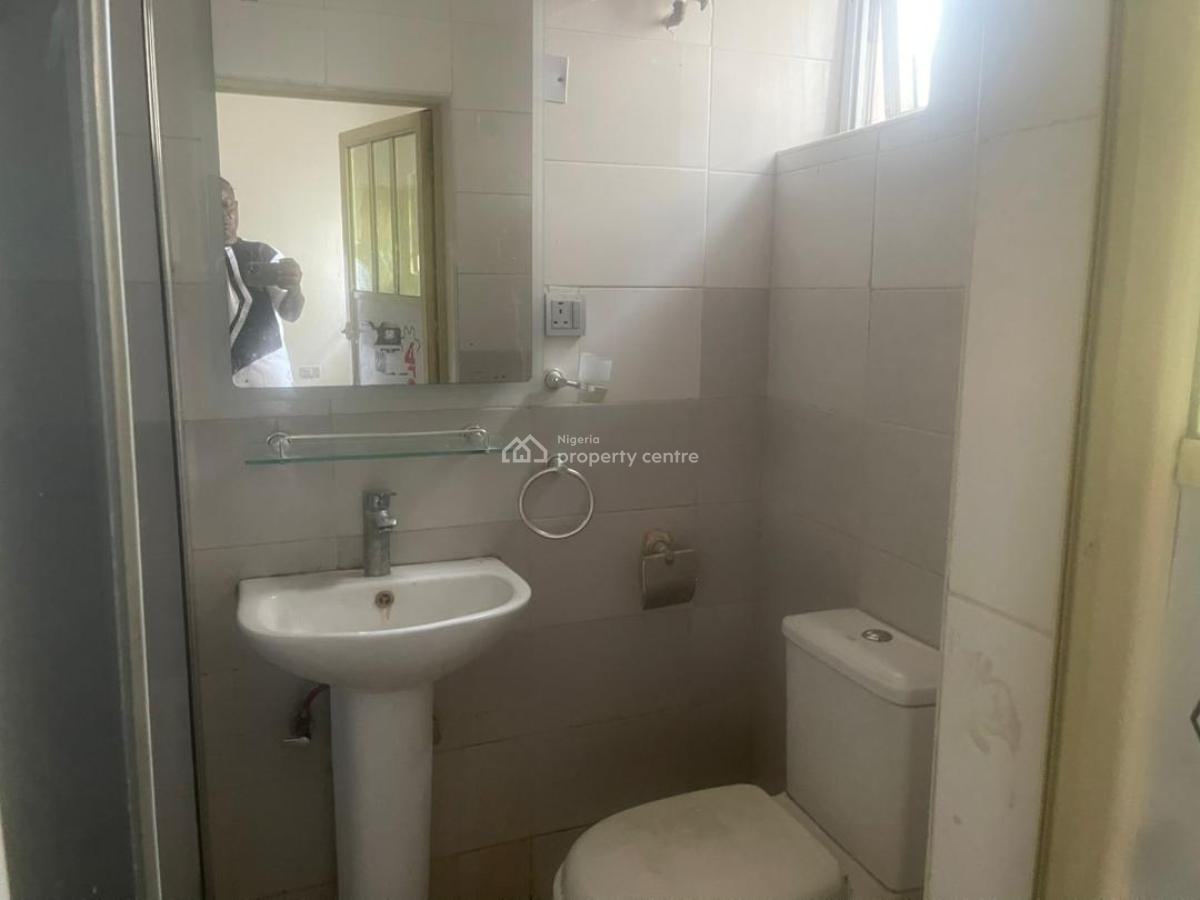 Lovely 2 Bedroom Apartment, Eleganza Gardens Opposite Vgc, Lekki, Lagos, Flat / Apartment for Rent
