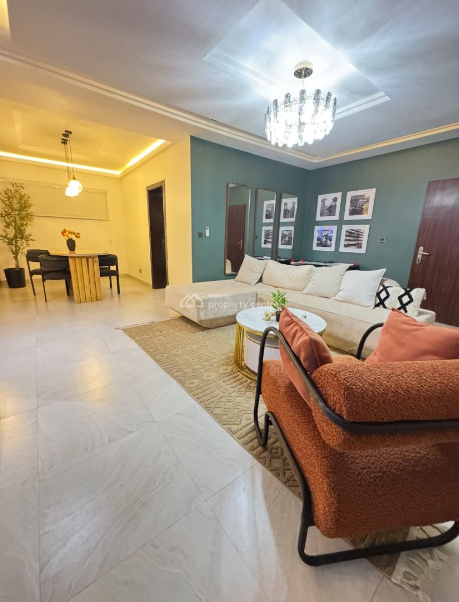 Exquisite 2 Bedrooms Apartment, Freedom Way Road, Lekki Phase 1, Lekki, Lagos, Flat / Apartment Short Let