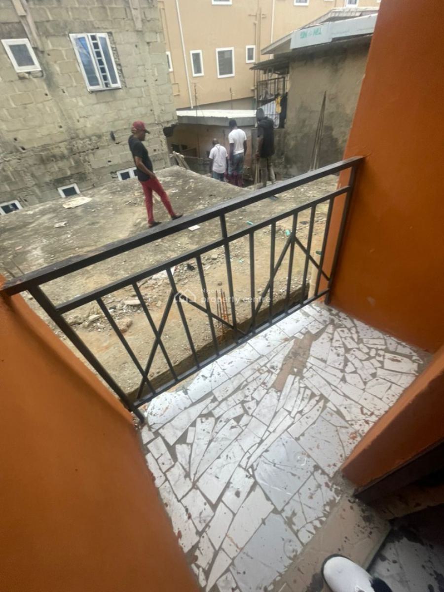 Standard and Spacious Room Self Contain, Shomolu, Lagos, Self Contain (single Rooms) for Rent