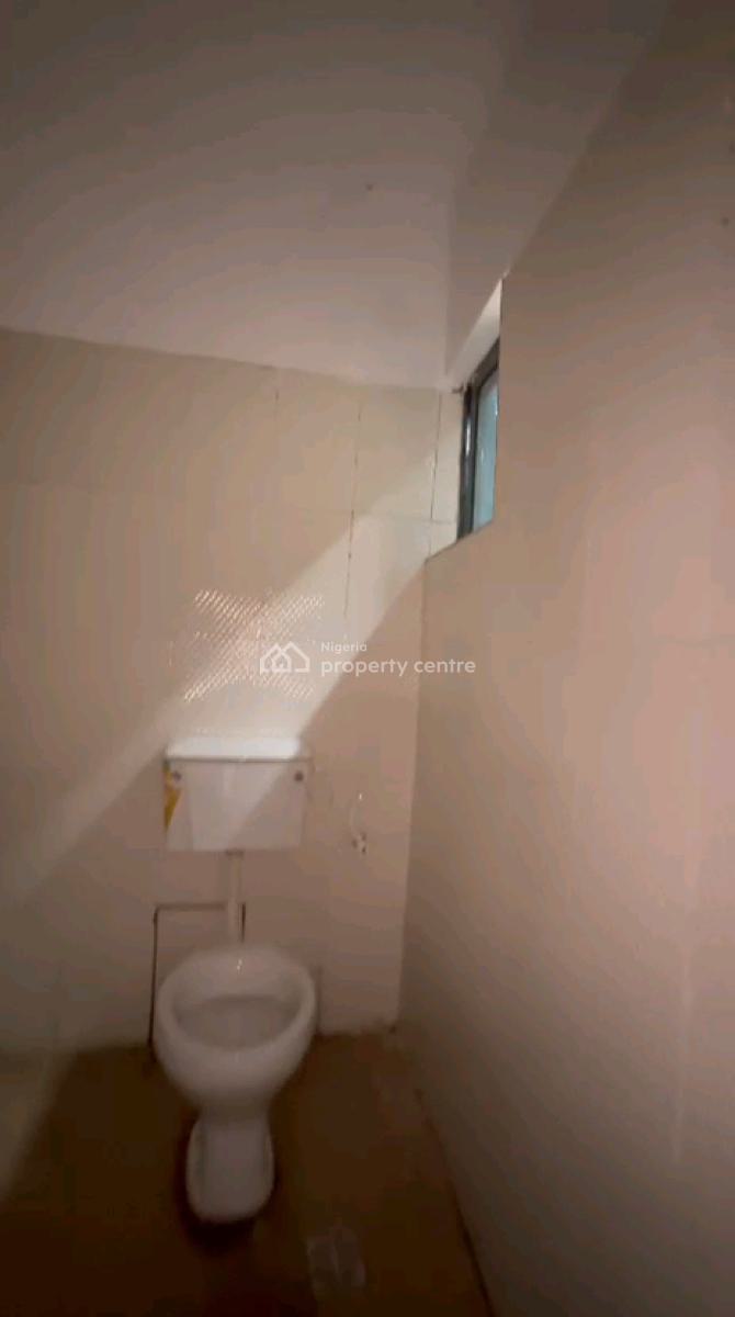 a Standard Studio Apartment, Shomolu, Lagos, Self Contain (single Rooms) for Rent