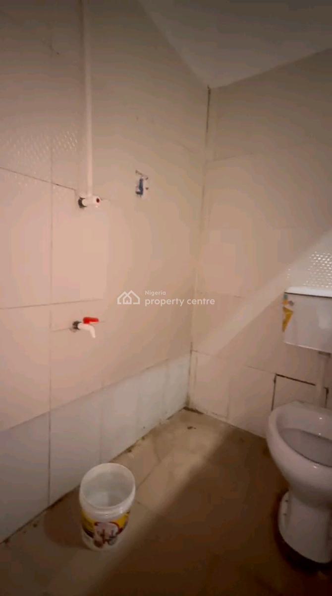 a Standard Studio Apartment, Shomolu, Lagos, Self Contain (single Rooms) for Rent