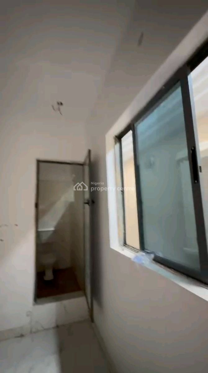 a Standard Studio Apartment, Shomolu, Lagos, Self Contain (single Rooms) for Rent