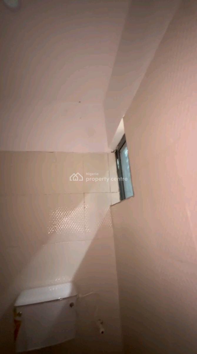 a Standard Studio Apartment, Shomolu, Lagos, Self Contain (single Rooms) for Rent