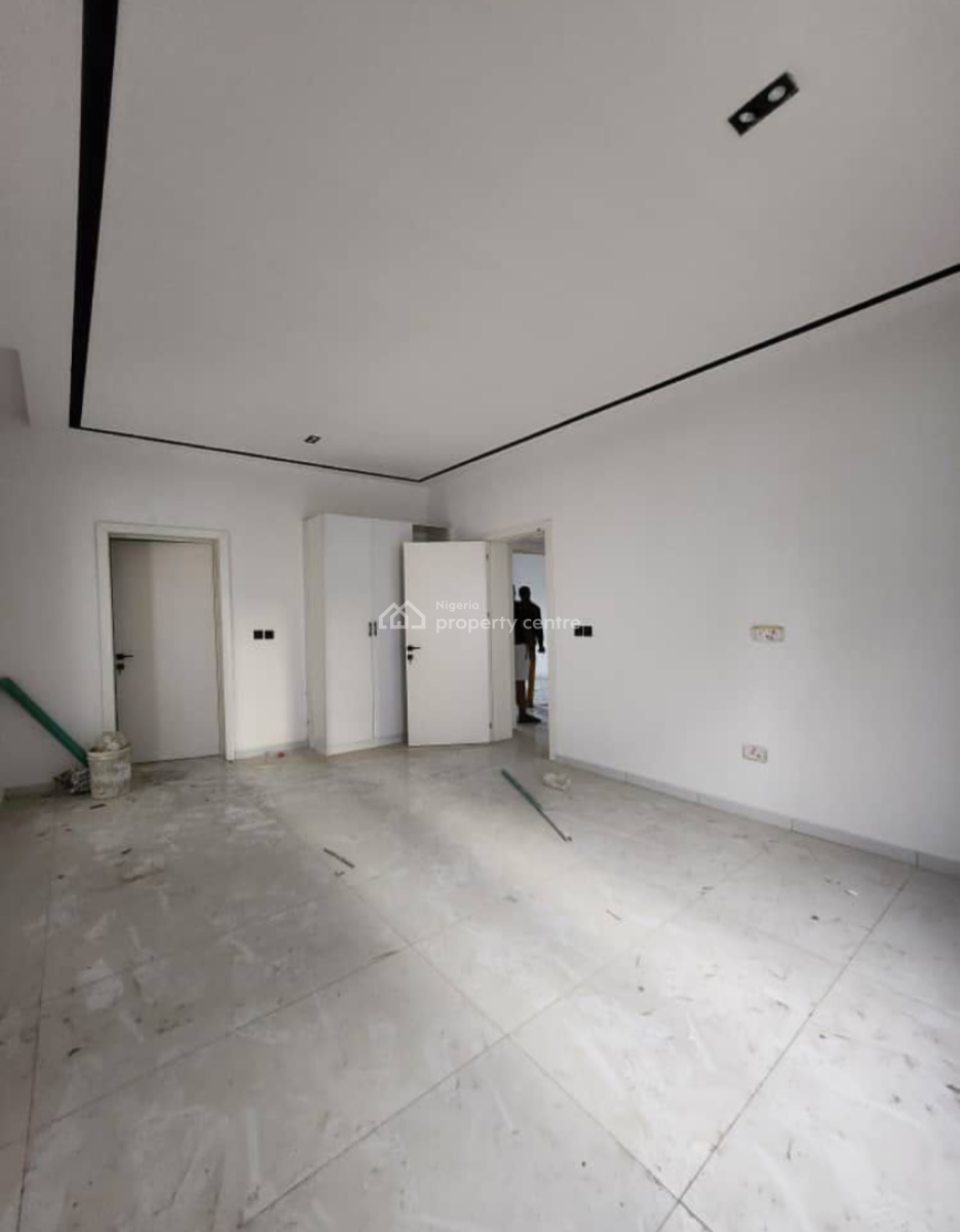 Fully Service 4 Bedroom Terrace Duplex with Bq, By Bis, Lekki Phase 1, Lekki, Lagos, Terraced Duplex for Rent