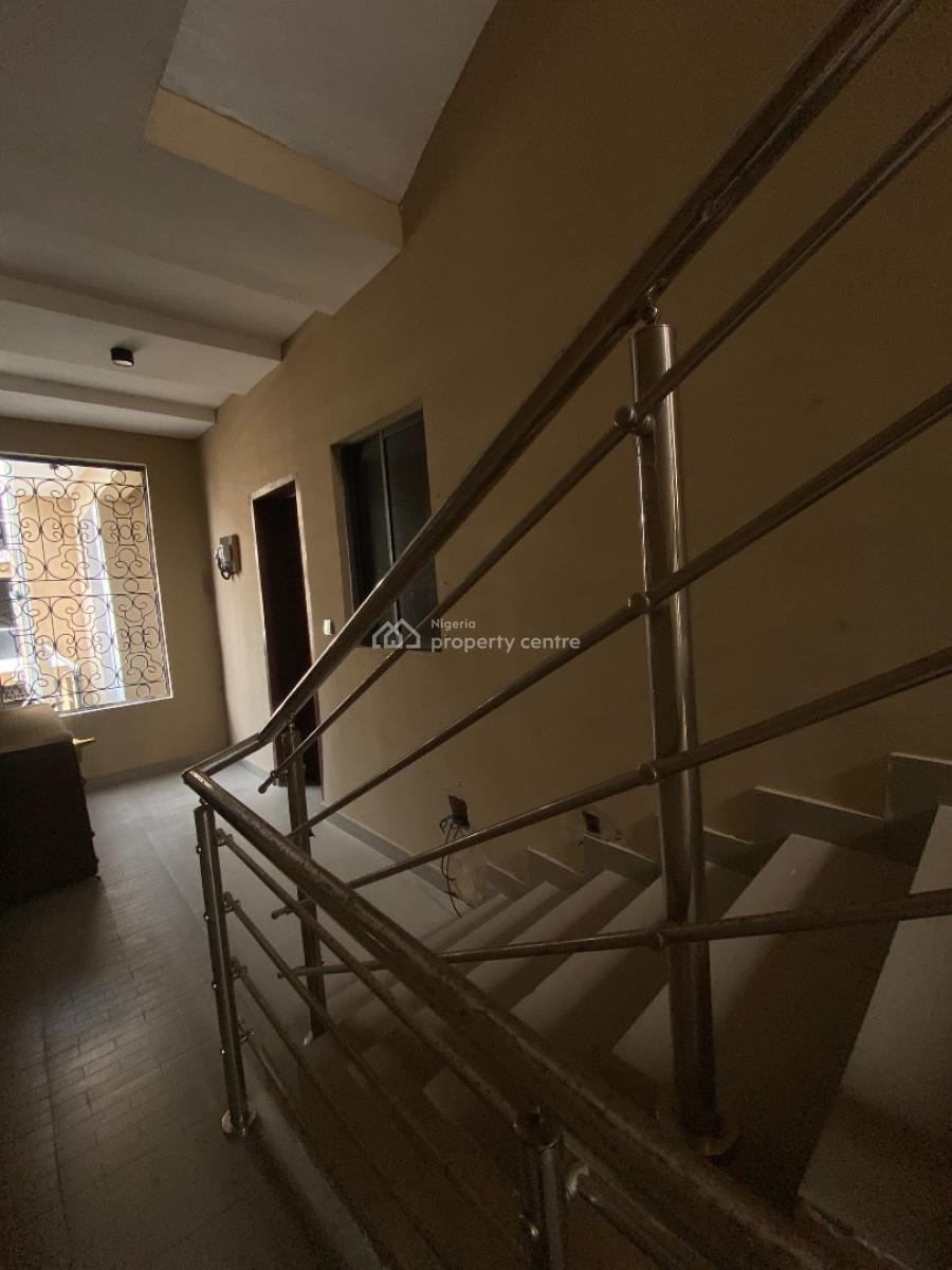 Furnished & Serviced 2 Bedroom Flat, Mobil Road, Adjacent Vgc, Ilaje, Ajah, Lagos, Flat / Apartment for Rent