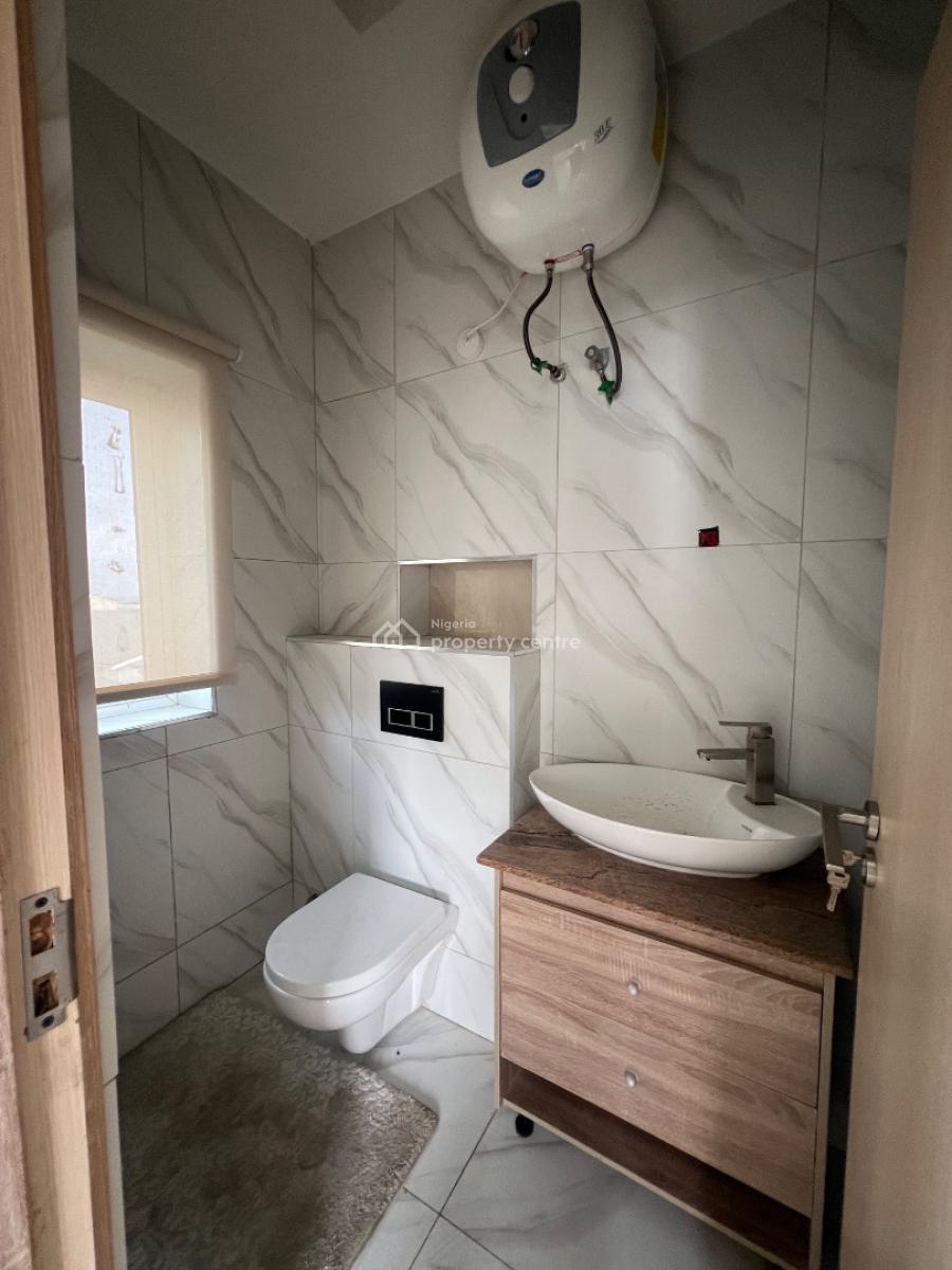 Well Maintained, Tastefully Finished, Serviced 3 Bedroom Apartment, Ikate, Lekki, Lagos, Flat / Apartment for Rent