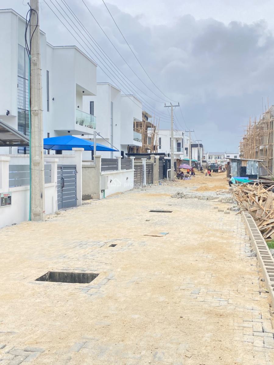 Developers Delight! 650sqm Land with Governors Consent, Chevron, Lekki, Lagos, Residential Land for Sale