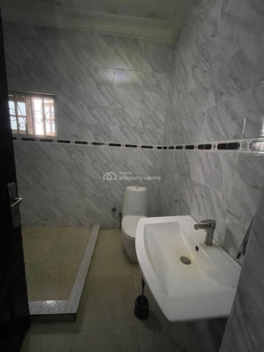 Excellent Spacious 4 Bedroom Duplex with 2 Rooms Bq, Apo Resettlement, Apo, Abuja, Detached Duplex for Rent