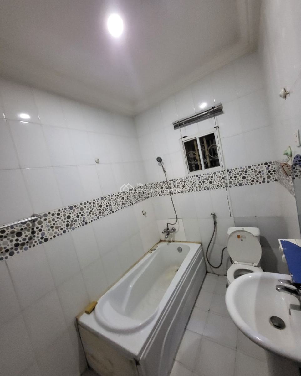 Luxurious Massive 2 Bedroom Flat, By American International School, Durumi, Abuja, Flat / Apartment for Rent