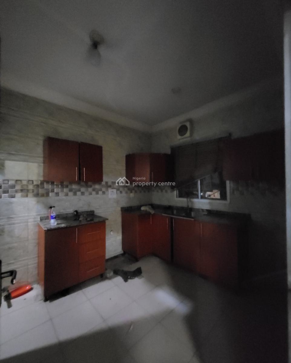 Luxurious Massive 2 Bedroom Flat, By American International School, Durumi, Abuja, Flat / Apartment for Rent