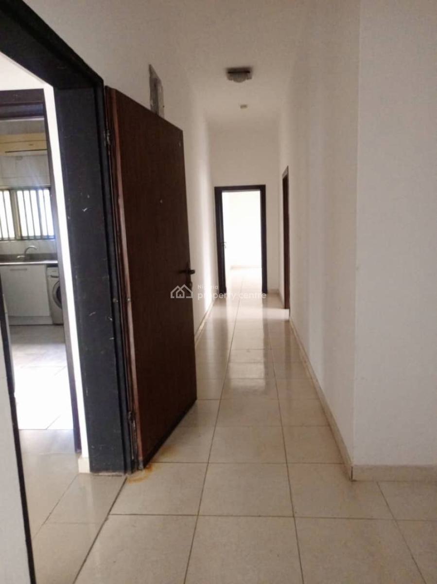 3 Bedroom Apartment with Bq, Pool & Gym, Lekki Phase 1, Lekki, Lagos, Flat / Apartment for Rent