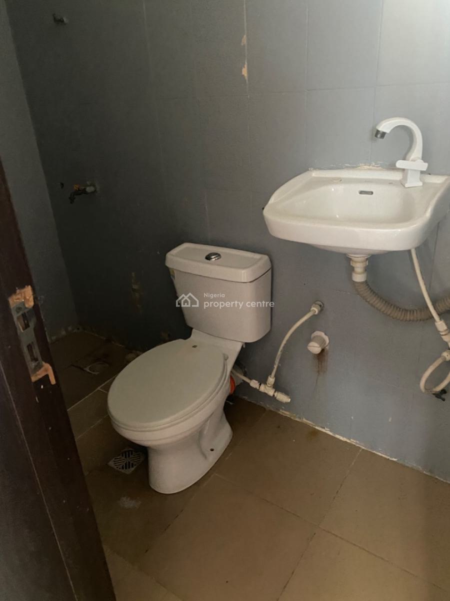 Self Serviced Mini Flat, Bisola Durosinmi Etti Drive, Lekki Phase 1, Lekki, Lagos, Mini Flat (room and Parlour) for Rent