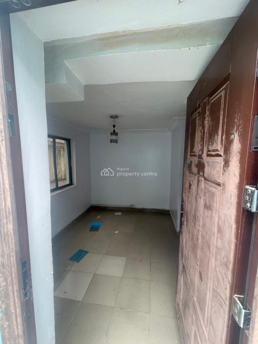 Self Serviced Mini Flat, Bisola Durosinmi Etti Drive, Lekki Phase 1, Lekki, Lagos, Mini Flat (room and Parlour) for Rent