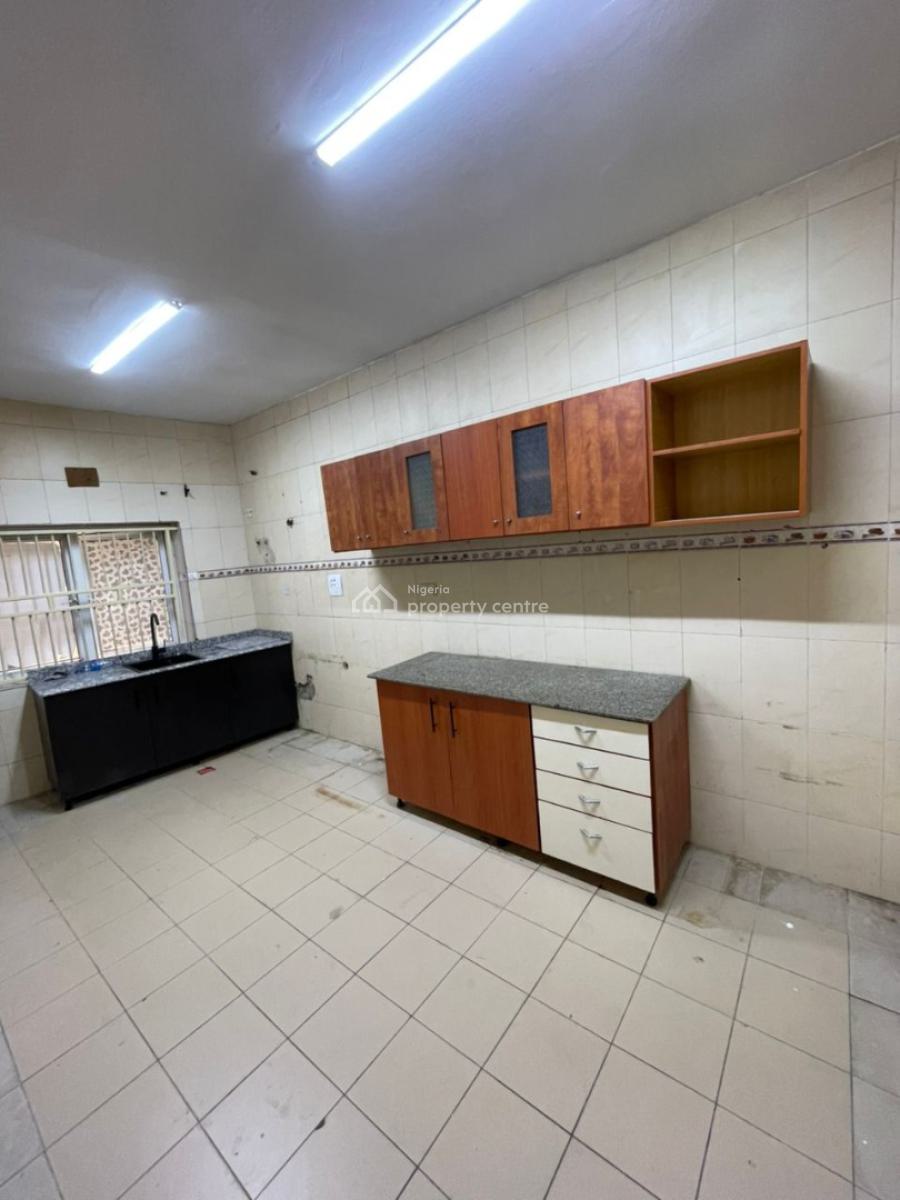 Lovely Renovated 3 Bedrooms Apartment, Ikota Villa Estate Lekki Eti-osa, Ikota, Lekki, Lagos, Flat / Apartment for Rent