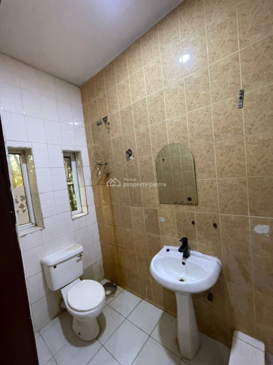 Lovely Renovated 3 Bedrooms Apartment, Ikota Villa Estate Lekki Eti-osa, Ikota, Lekki, Lagos, Flat / Apartment for Rent