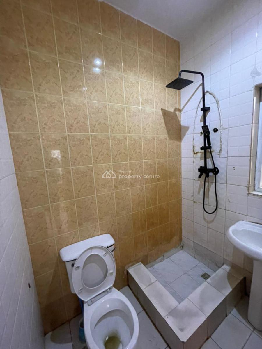 Lovely Renovated 3 Bedrooms Apartment, Ikota Villa Estate Lekki Eti-osa, Ikota, Lekki, Lagos, Flat / Apartment for Rent