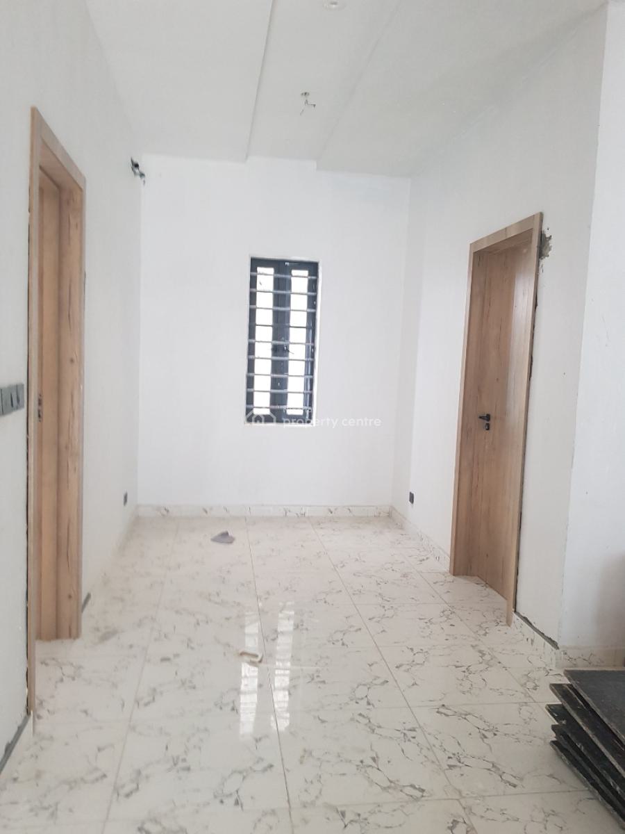 Tastefully Furnished 3 Bedroom Terrace Duplex, Moobil Road, Ilaje, Ajah, Lagos, Terraced Duplex for Sale