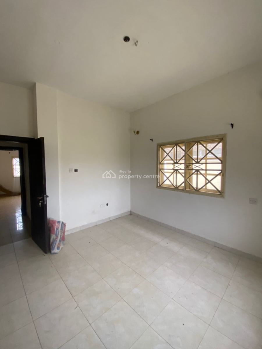 3 Bedrooms Flat and Parlour, Ogombo, Ajah, Lagos, Flat / Apartment for Rent