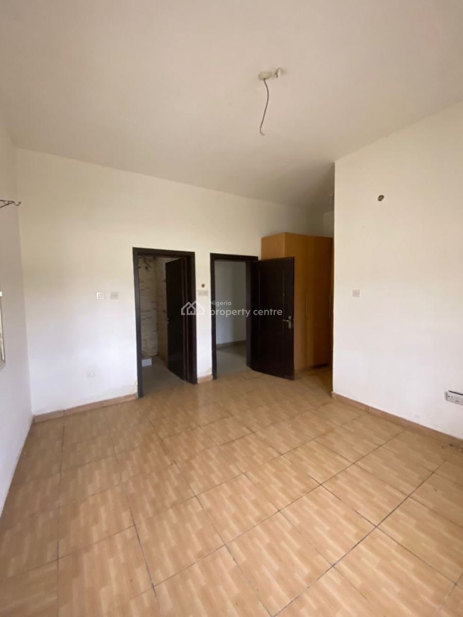 3 Bedrooms Flat and Parlour, Ogombo, Ajah, Lagos, Flat / Apartment for Rent