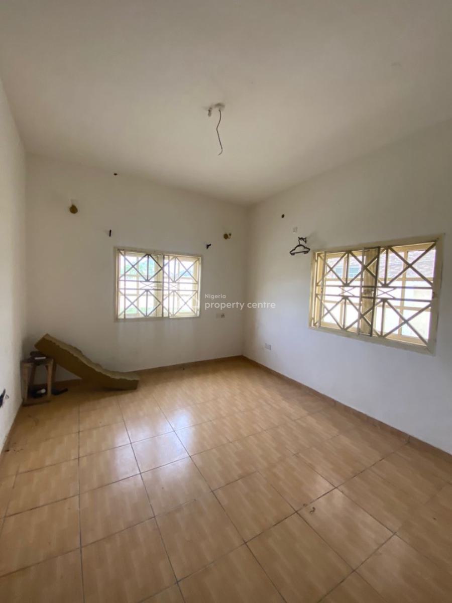 3 Bedrooms Flat and Parlour, Ogombo, Ajah, Lagos, Flat / Apartment for Rent