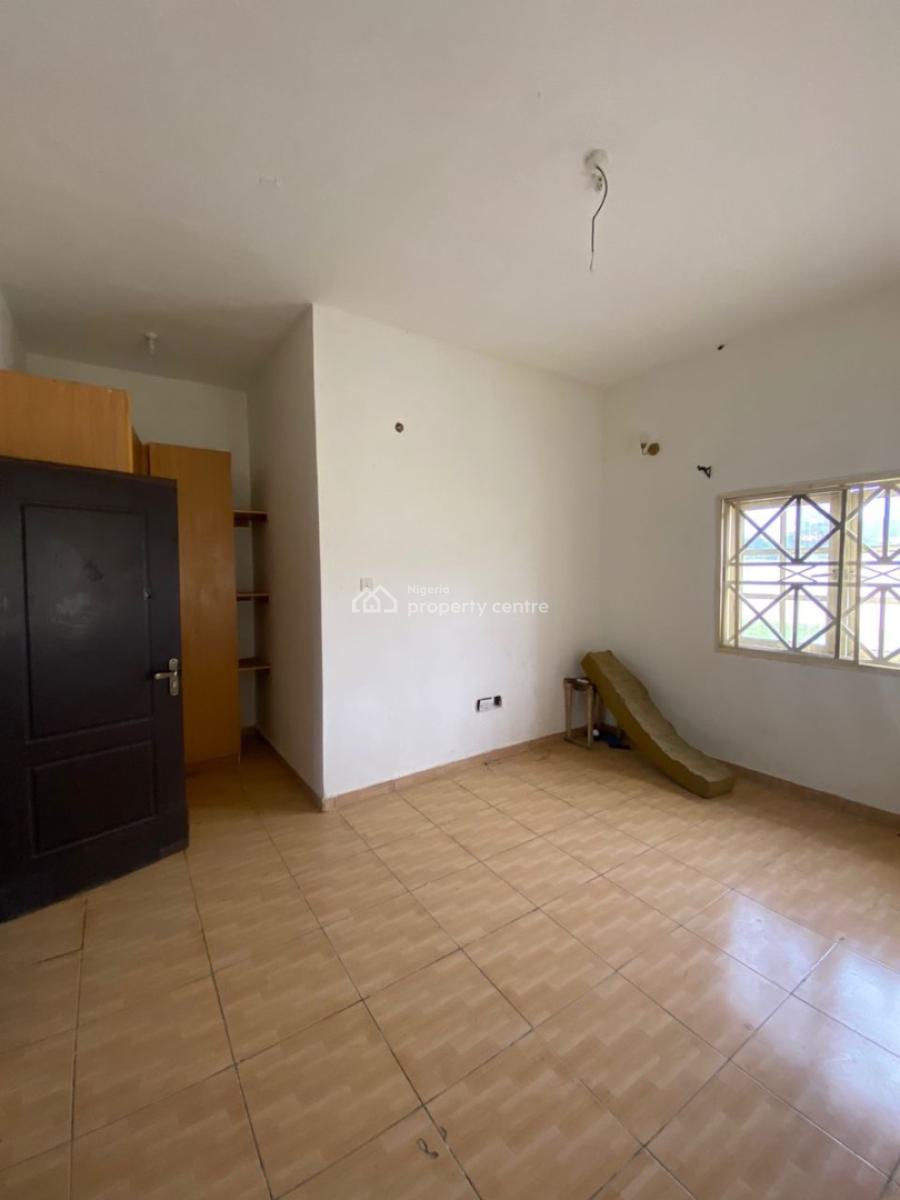 3 Bedrooms Flat and Parlour, Ogombo, Ajah, Lagos, Flat / Apartment for Rent
