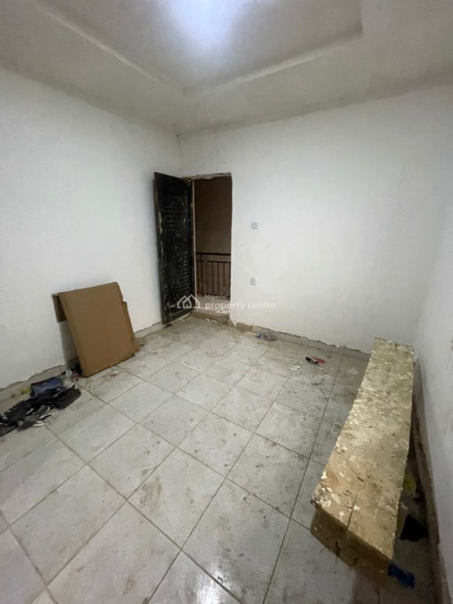 Standard and Executive Mini Flat, Shomolu, Lagos, Mini Flat (room and Parlour) for Rent