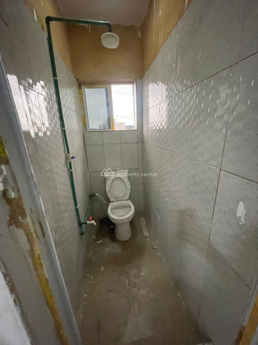 Standard and Executive Mini Flat, Shomolu, Lagos, Mini Flat (room and Parlour) for Rent