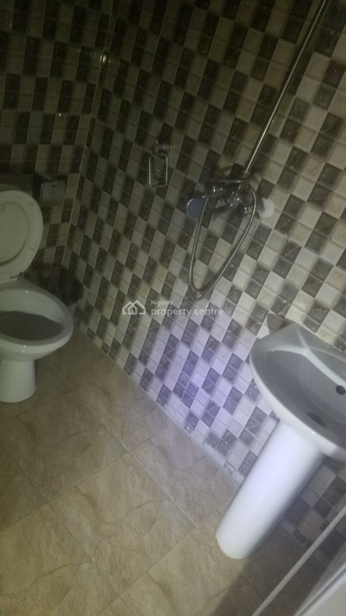 2 Bedroom Esuite Video Available, Remlek Badore Road, Ajah, Lagos, Flat / Apartment for Rent