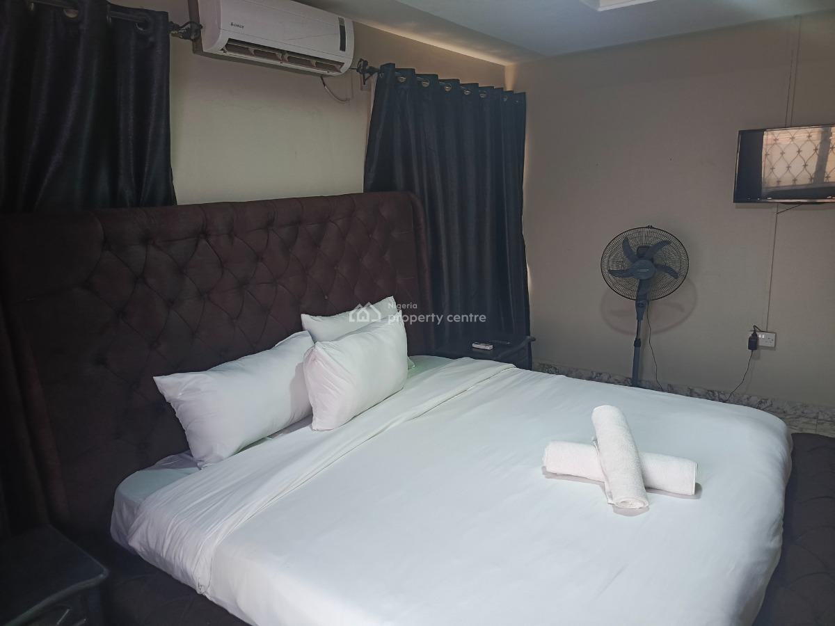 Quality Rooms Next to Lead City, Felele Rab, Felele Layout, Ibadan, Oyo, Self Contain (single Rooms) for Rent